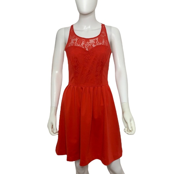 Elegant Lauren Conrad Lace Sweetheart Neckline Red Valentine's Day Dress Size 8 - Picture 1 of 15